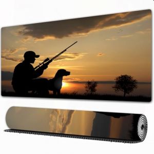 FEHWI Grand Tapis de Souris de Jeu avec Bords surpiqu&eacute;s et Dos antid&eacute;rapant,sous-Main pour Clavier et Souris,D&eacute;cor de Chasse, th&egrave;me Chasseur &agrave; gibier avec Fusil de Chasse et Chien visant,80&times;30 cm (xiehaoxinmaoyi, neuf)