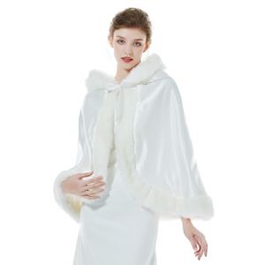BEAUTELICATE Femme Cape &agrave; Capuche Fourrure Courte de Mariage Chaude Capuchon Manteau de Mari&eacute;e Soir&eacute;e Automne Hiver (Ivoire, One Size) (BEAUTELICATE-FR, neuf)