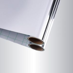 VaryFloral Miroir Adhesif 30cmx300cm Papier Peint Adhesif Mural Argent Stickers Muraux M&eacute;tallique Rouleau Adhesif Decoratif Effet Miroir Decoration Murale Imperm&eacute;able Rouleau Autocollant pour Meuble (VaryStyle, neuf)