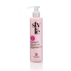 Style, Crème Modélisante Boucles, Creme Cheveux Boucles, Traitement Professionnel Coiffant Anti Frisottis, Donne Protection Elastique aux Cheveux Bouclés et Lisses et les Protège de l’Humidité, 250ml (Capello Point - Professional Beauty Milano, neuf)