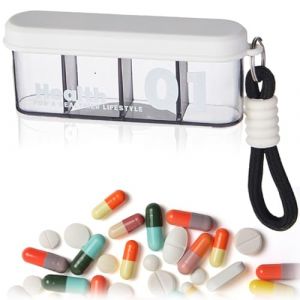 COYUN 1 Pcs Pilulier Portable, Semainier Medicament, Pilulier Avec 4 Compartiments, Plastique Bo&icirc;tes &agrave; Pilules, Distributeur De Pilules M&eacute;dicaments pour M&eacute;dicaments, Suppl&eacute;ments et Vitamines (Blanc) (HLWA RETAILS LTD UKSTORE, neuf)