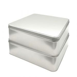 Aucomptoirdesboites Lot de 2 bo&icirc;tes &agrave; biscuits carr&eacute;es 23 &times; 23 cm &ndash; Fer‑blanc vernis alimentaire &ndash; Couvercle cloche &ndash; Usage alimentaire &ndash; Rangement biscuits, g&acirc;teaux, fruits secs &ndash; M&eacute;tal neutre (Comptoir des bo&icirc;tes, neuf)