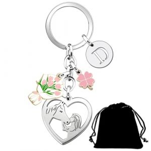 QTZXZX Cadeaux Fille et Cheval pour Femme. Porte-cl&eacute;s lettre initiales Coeur Porte Clef argent A-Z 26 chanceux. Personnalit&eacute; Cadeaux de Amoureux des Chevaux et Fille Anniversaire No&euml;l (D) (pingxiangshiqitingdianzishangwuyouxiangongsi, neuf)