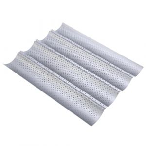 Dilpeak Moulle baguette four, moulle &agrave; baguette pain, moule baguette, plaque de cuisson perfor&eacute;e Anti-antiadh&eacute;sif, pour 4 baguettes, moules &agrave; pain en haute qualit&eacute; (38 x 33 x 2 cm argent) (Goozy H Store FR, neuf)