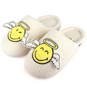 Wpecgoo Chaussons pour gar&ccedil;ons et filles Smiley Face Chaussures d'hiver pour adolescents Pantoufles chaudes pour femmes en peluche douce Ic&ocirc;nes de dessins anim&eacute;s &agrave; la mode Ange 30-31 EU (Smile Voyage, neuf)