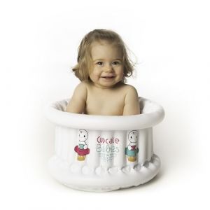 Cupcake Babies Petite baignoire gonflable pour b&eacute;b&eacute; et enfant jusqu'&agrave; 12 mois, convient pour une utilisation int&eacute;rieure et ext&eacute;rieure, &oslash; 35 cm x 22 cm (blanc) (CUPCAKE- BABIES, neuf)