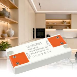 KSIBNW Transformateur 220V 24V LED Alimentation 1A 24W, Convertisseur de Tension 220V AC à 24V 1A 24W DC Adaptateur Basse Tension Transfo Constante Tension Ultra Mince Driver pour LED Bandes (KSIBNW, neuf)