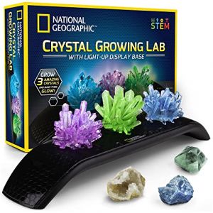 National Geographic Kit de Culture de Cristaux 3 Cristaux de Couleurs à Faire croître en 3 à 5 Jours, Un présentoir Lumineux et 3 véritables Pierres précieuses Comprenant Une géode et de la Fluorite (National Geographic Science Toys, neuf)