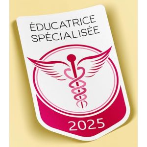 SC ® - Sticker/Autocollant - Vignette Caducée 2025 - Éducatrice Spécialisée - Type de Pose Vitrophanie* (S'applique sur Le Pare-Brise à l'intérieur du véhicule) (S-C, neuf)