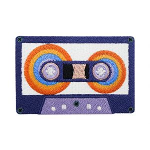 Patch thermocollant - Cassette violette | Patchs r&eacute;tro, vintage, &eacute;cusson &agrave; repasser Old School, &eacute;cusson de musique rock Finally Home (Finally Home Shop, neuf)