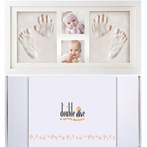 Doubleme Kit de Moulage D'empreintes de Pieds et Mains pour B&eacute;b&eacute;, Cadre de Photo pour Souvenir la Naissance et Jumeaux, Cadeau de Bapt&ecirc;me - Deux Empreintes et Deux Photos - Blanc (DOUBLE ME, neuf)