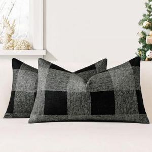 JOTOM Lot de 2 Housses de Coussin 30x50 cm de Plaid Classique de Noël Housses de Coussin Maison de Campagne Taie d'oreiller Décoratifs pour Canapé, Salon et Lit(Noir Gris) (Jotom Europe, neuf)