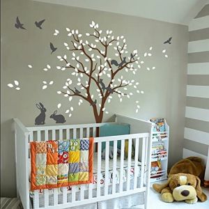 Sticker mural grand arbre avec oiseaux, écureuils, lapins et lapines Décoration murale de chambre d'enfant 095 (Marron, Blanc, Gris Foncé) (Studio Quee, neuf)