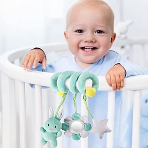 vocheer Jouets à suspendre pour siège de voiture, berceau, bébé, jouets en peluche en spirale pour berceau, poussette, barre de siège de voiture (lapin vert) (SUSUWang1300, neuf)