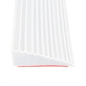 Rampe de seuil de porte, rampe de seuil auto-adh&eacute;sive, rampe pour fauteuil roulant, surface antid&eacute;rapante, rampe en caoutchouc pour fauteuil roulant, d&eacute;ambulateur ou trottinette &eacute;lectrique (Blanc, 5,5 (iglood, neuf)