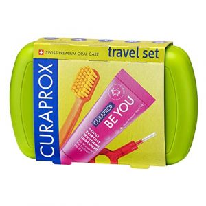 Curaprox Travel Set vert – Brosse à dents de voyage emboîtable CS 5460 + Dentifrice de voyage «Be You» + 2 brosses interdentaires CPS prime 07 et 09 – Kit de soins dentaires de voyage 9,5 cm x 6 cm (Curaprox Switzerland, neuf)