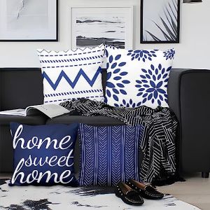 Aoihrraan Housses de Coussin Lot de 4, Minimaliste Abstrait Moderne Bleu Et Blanc Doux Court Peluche Carré Taie d'oreiller pour Sofa Canapé Chambre Auto Chaise Domicile Décor 40x40cm (UiuiO, neuf)