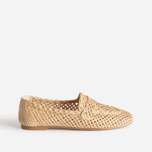 Mocassin beige tressage ajour&eacute;