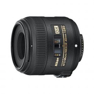 Nikon AF-S DX Micro NIKKOR 40mm f/2.8G SLR Objectif macro Noir - Tr&egrave;s bon &eacute;tat