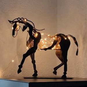 Sculpture - Artisanale - Cheval en M&eacute;tal - 20cm - Avec Lumi&egrave;re - &Eacute;l&eacute;gance Chic
