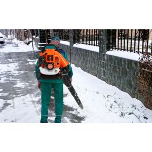 Souffleur thermique &agrave; dos 52 cm&sup3; grande puissance pour d&eacute;blayer les feuilles mortes et la neige l&eacute;g&egrave;re rapidement