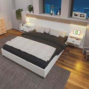 Lit double 140&times;200 cm Lit 2 personnes Livr&eacute; avec 2 tables de chevet LED et prise USB C ch&ecirc;ne/blanc (matelas non inclus)