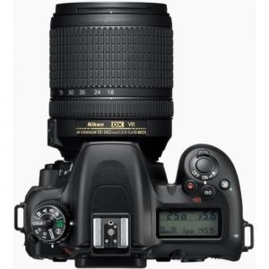 Nikon D7500 Kit (18-140) Appareil photo numerique reflex