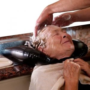 Bac à cheveux gonflable pour évier et chevet - Bac à shampoing portable et confortable pour un rinçage sans débordement - Lava[~37]