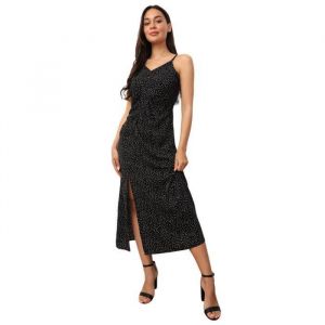 Robe longue fronc&eacute;e et fendue devant &agrave; imprim&eacute; pois.Dot&eacute;e de fines bretelles r&eacute;glables et dun zip invisible dans le dos. pour