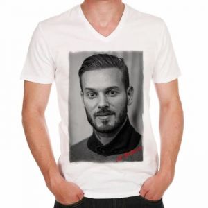 Tee-Shirt Homme - ULTRABASIC - M Pokora - Col V - 100% Coton - Manches Courtes - Vintage