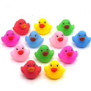 Canard en plastique Jouet de bain son Squeeze Toy Canard Mini Canard Jouet Ducky Jeu deau Jouet pour bébé 24pcs