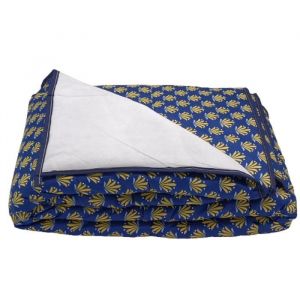 Couette légère - MORTREUX - 140 x 200 cm - Microfibre - Garnissage 200g/m² - Spécial été