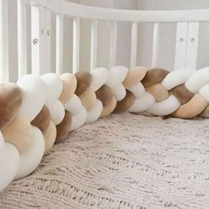 Tour de Lit 2M B&eacute;b&eacute; Coussin Serpent Velours Berceau Pare-chocs Tress&eacute; B&eacute;b&eacute; lit Bumper Nou&eacute; blanc + blanc + kaki + marron-XVX