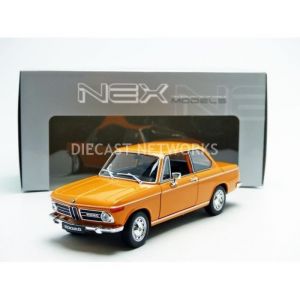Voiture Miniature de Collection - WELLY 1/24 - BMW 2002 Ti - 1968 - Orange - 24053OR