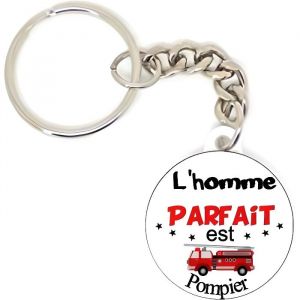 Porte clé badge LHOMME PARFAIT EST POMPIER idée cadeaux personnalisé
