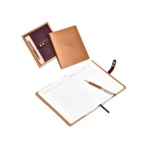 Carnet A5 Cuir Synth&eacute;tique Marron 192 Pages - Journal Couverture Rigide Double Fermeture avec Stylo Tactile et Bo&icirc;te Cadeau