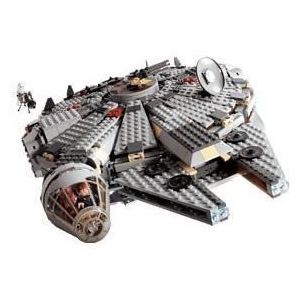 Jouet de construction - LEGO - Star Wars 4504 - Faucon Millénium - 1329 pièces - Mixte - A partir de 9 ans