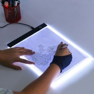 Tablette Lumineuse A4 LED Table Lumineuse Ultra Mince Portable Dessin Copie avec cble USB PLANCHE A DESSIN