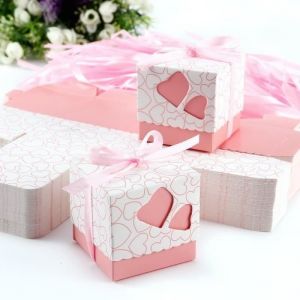 100pcs Bo&icirc;te &agrave; drag&eacute;es avec couvercle coeurs ruban rose clair Faveur Bonbonni&egrave;re mariage bapt&ecirc;me b&eacute;b&eacute; fille Mati&egrave;re: papier carto...