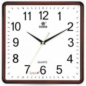 Horloge avec camera espion HD 720P Wifi carré * Batterie interne : lithium-ion  * Autonomie : Plusieurs jours * Connexion : USB 20