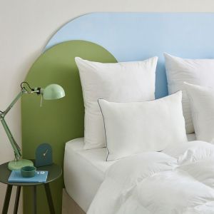 DUNLOPILLO - Oreiller motif chevrons - Ferme - 60 x 60 cm