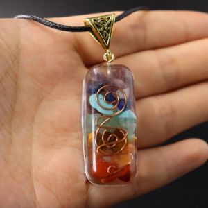 Collier 7 chakras véritables pierres naturelles collier orgonite pendentif chakras pendentif 7 chakras pendentif orgonite
