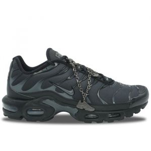 Nike Air Max Plus TN Black Metallic Silver - IM6019-010_405