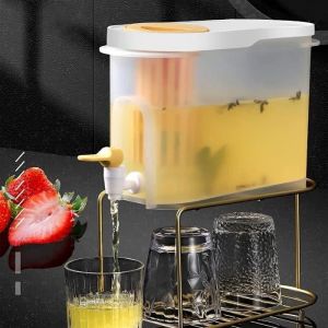 Jaune Distributeur deau Froide pour Réfrigérateur3.9 L Bouteille en Plastique PETG Réutilisable avec Deux RobinetGrande Carafe à