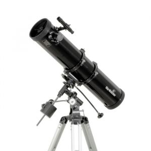 T&eacute;lescope Sky-Watcher 130/900 sur EQ2 motoris&eacute;e en AD
