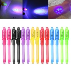 Lot de 14 crayons &agrave; encre invisible avec lumi&egrave;re UV Cadeau d&rsquo;anniversaire id&eacute;al pour les enfants 7 couleurs assorties