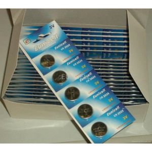 LOT DE 5 PILES BOUTONS CR2025 NEUF EUNICELL