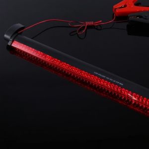 Vvikizy Feu stop Rouge 48 LED 3&egrave;me feu arri&egrave;re de frein arri&egrave;re de voiture haute ampoule universelle 12 V auto lateral