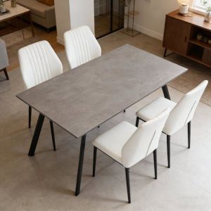 JIEXI Ensemble table et chaises de salle &agrave; manger effet b&eacute;ton gris avec 4 chaises en cuir synth&eacute;tique blanc design moderne