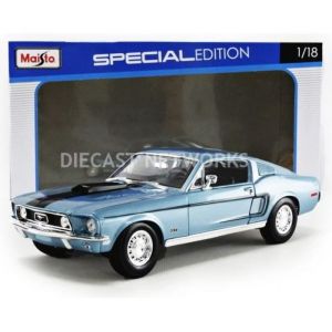 Voiture Miniature de Collection - MAISTO 1/18 - FORD Mustang GT Cobra Jet - 1968 - Blue - 31167BL